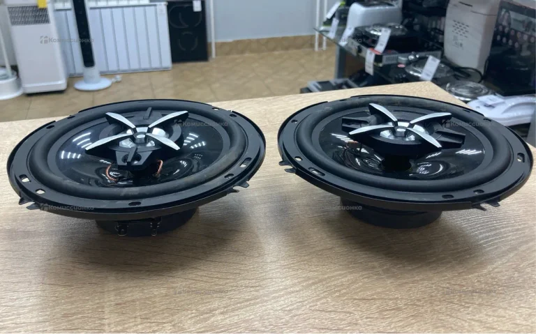 Колонки Kenwood KFC-1656