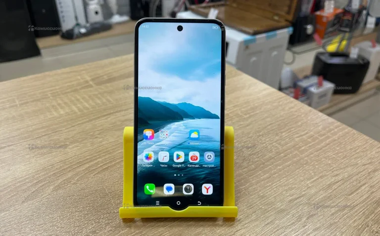 Tecno Spark Go 1 3/64 ГБ
