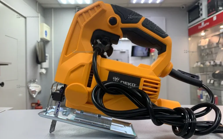 Электролобзик DEKO DKJS650