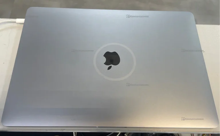 Ноутбук  MacBook Pro 15 (2017)