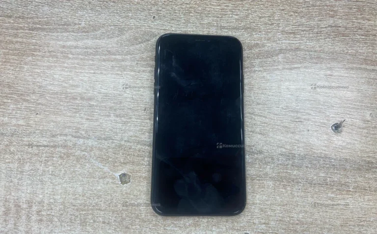 Apple iPhone XR 4/128 ГБ