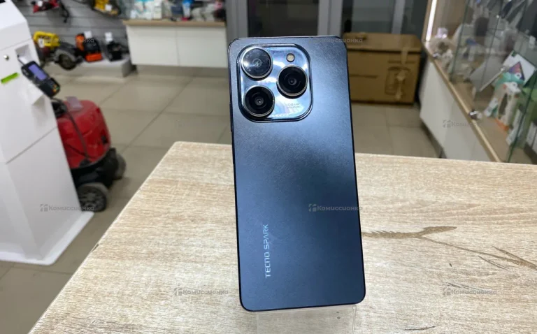 Tecno Spark 20 Pro 8/256 ГБ
