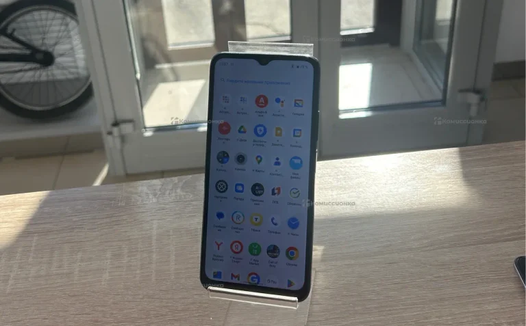 Realme C3 2/32 ГБ