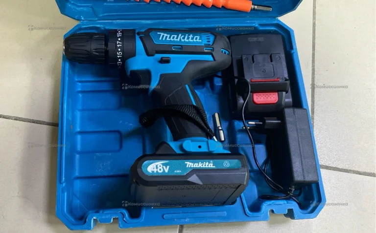 Шуруповерт Makita реплика