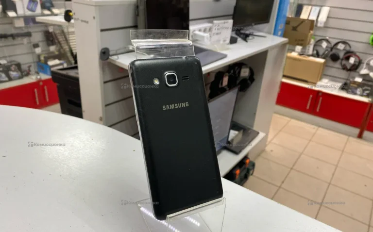 Samsung Galaxy J3 (2016) SM-J320F/DS 8Gb
