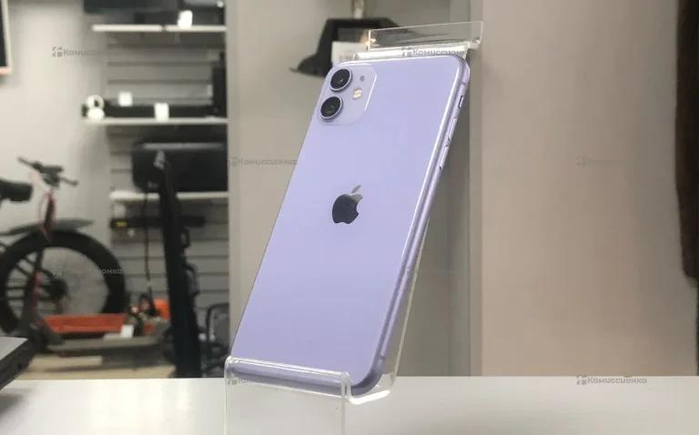 Apple iPhone 11 4/64 ГБ