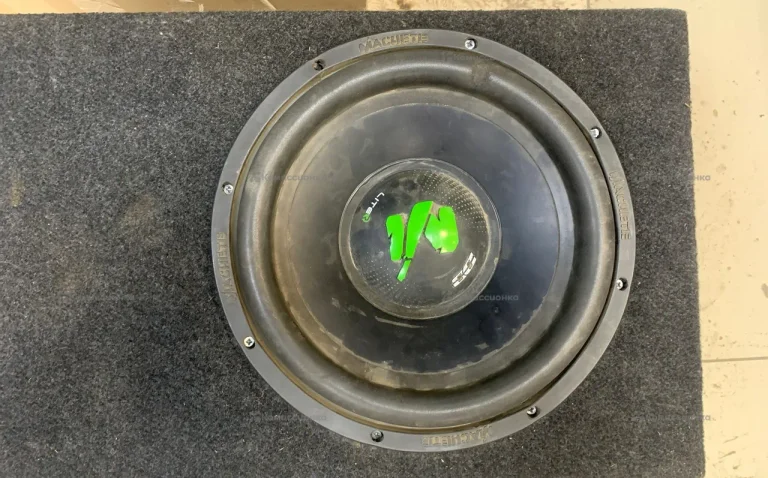 Сабвуфер Machete