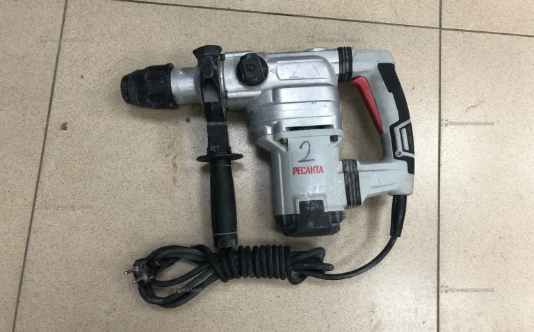 Перфоратор Ресанта П-40-1600КМ