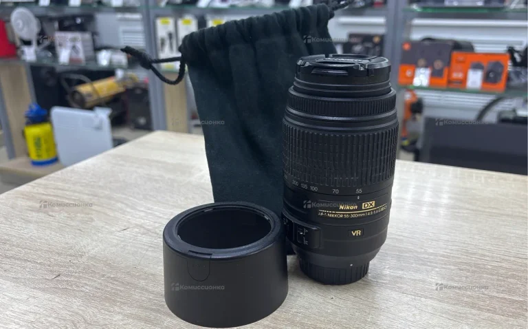 Объектив Nikon 55-300mm