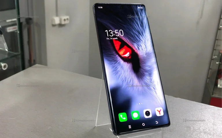 Tecno Spark 20 Pro+ 8/256 ГБ