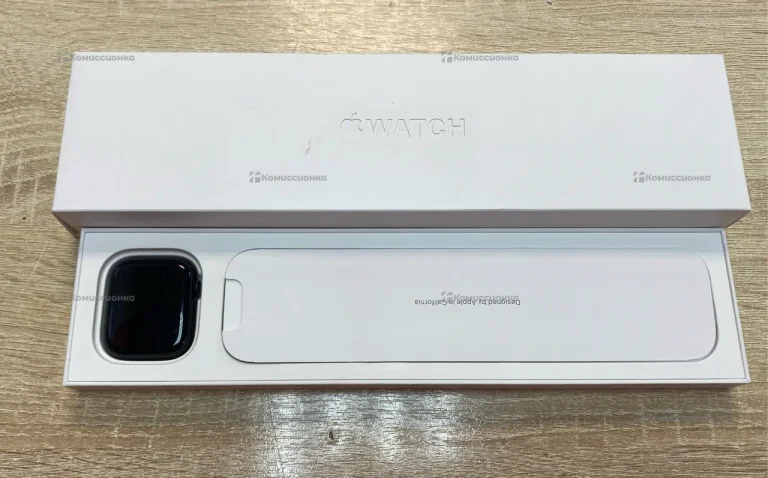 Часы Apple Watch Series 8 45mm
