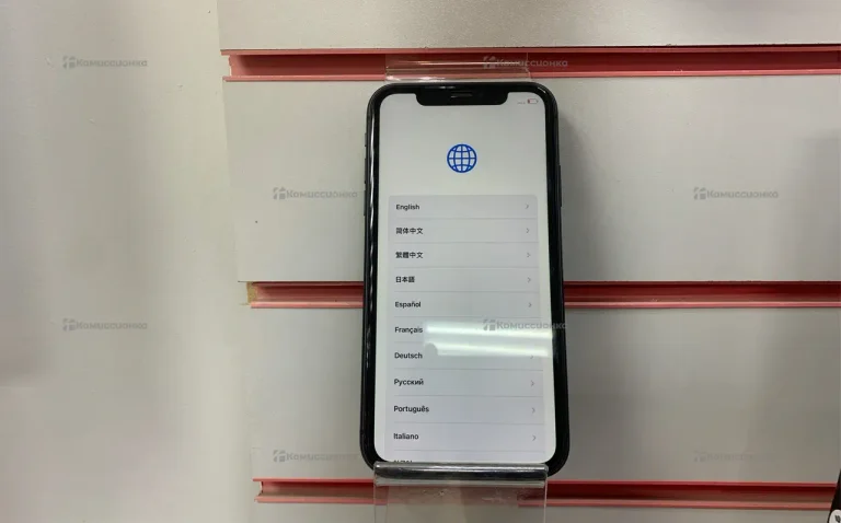Apple iPhone 11 4/64 ГБ