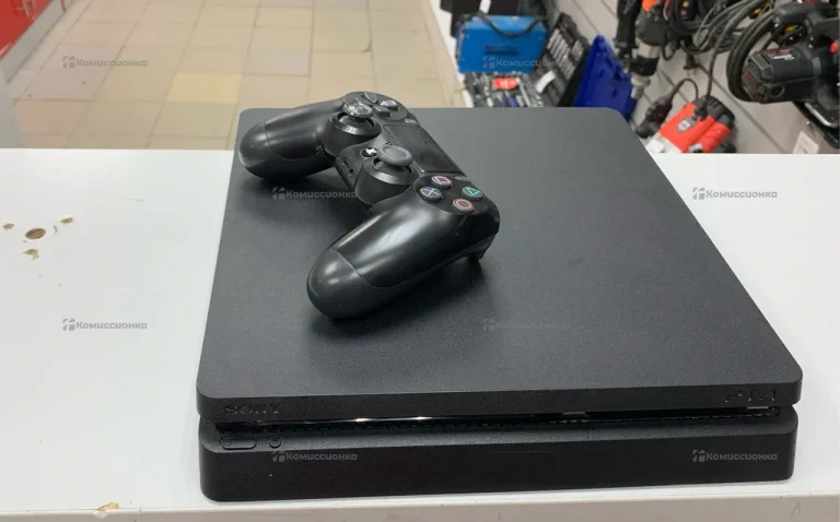 Приставка PS4. Slim 500Gb