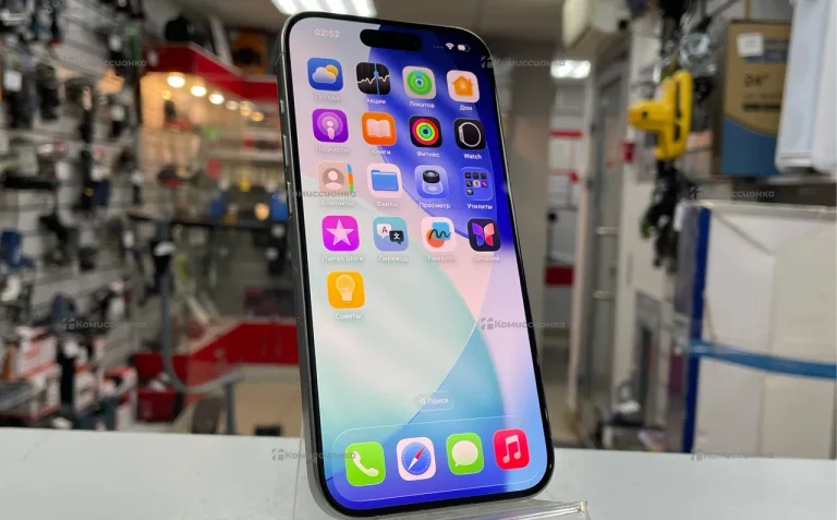 Apple iPhone 15 Pro 8/128 ГБ