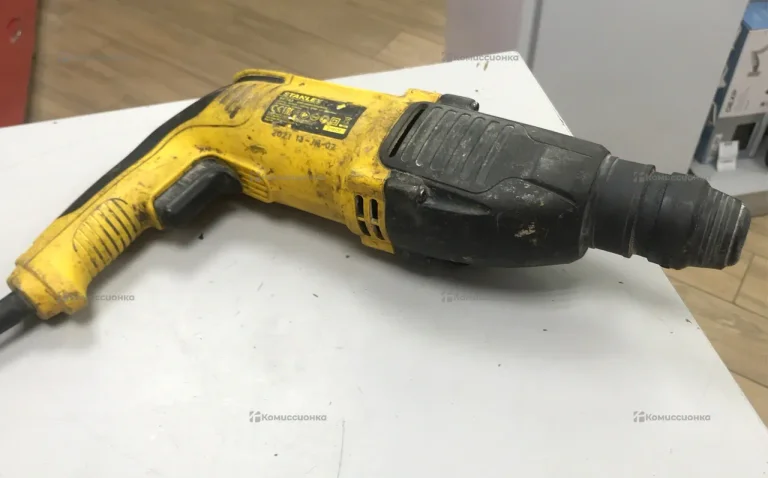 Перфоратор Stanley SHR243