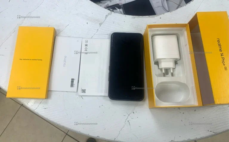 Realme 14 Pro+ 8/256 ГБ