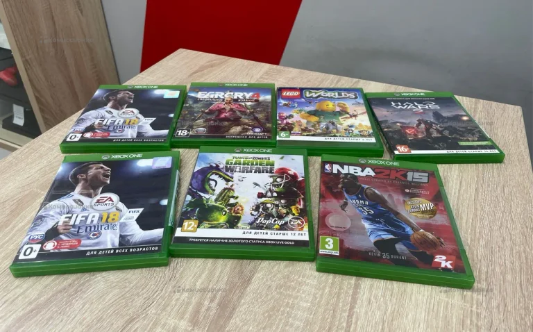 XBOX ONE 7 дисков fifa 18,Farcry4,Lego worlds,fifa18,halo wars2,Nba2k15,garden warfare
