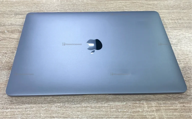 Ноутбук  MacBook Air 2020 M1