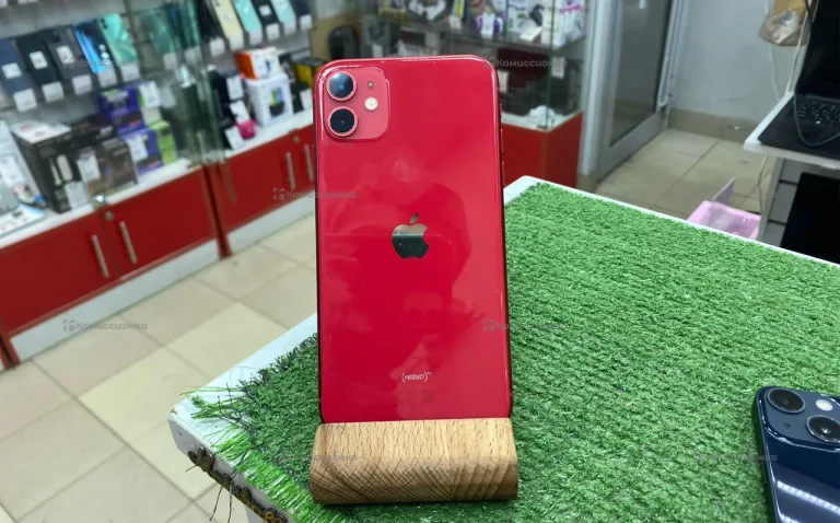 Apple iPhone 11 4/128 ГБ