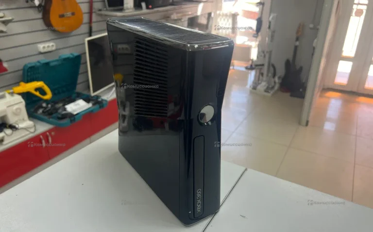 Приставка Xbox 360