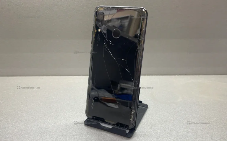 Huawei nova 3 4/128 ГБ