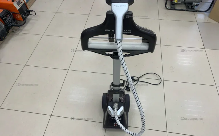 Отпариватель Rowenta IS 6300