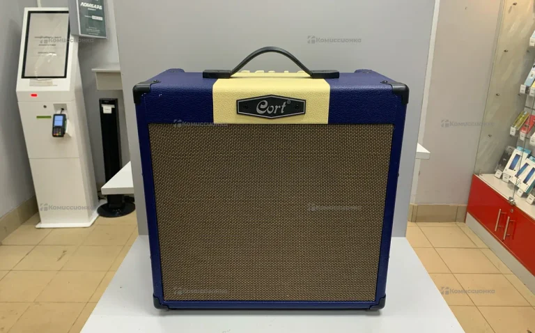 Комбоусилитель Cort CM30R