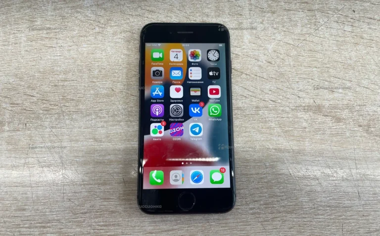 Apple IPhone 8 64Gb