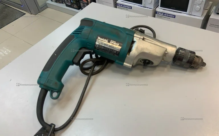 Дрель makita DP4010