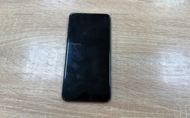 Samsung Galaxy S10e 6/128 ГБ