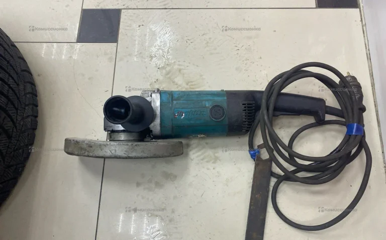 УШМ Makita  9069S