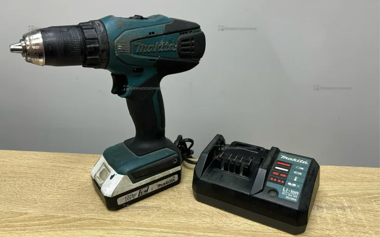 Шуруповёрт Makita DF457D