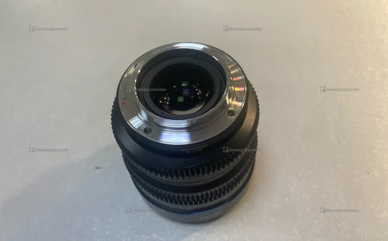 Объектив sirui nightwalker 55