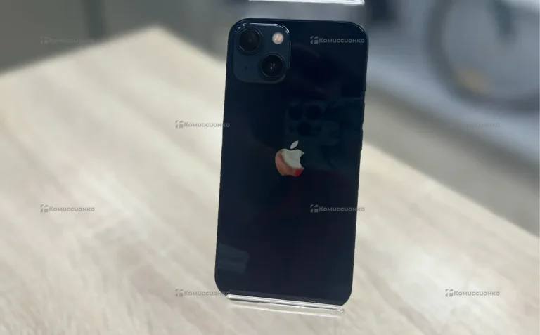 Apple iPhone 13 4/128 ГБ