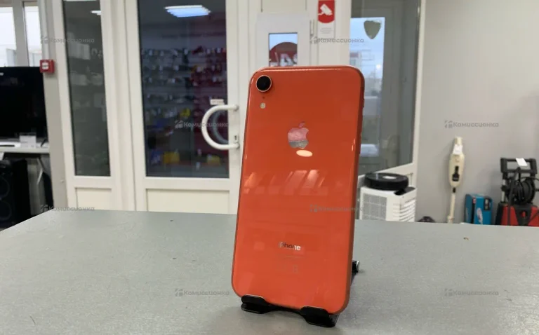 Apple iPhone XR 3/64 ГБ