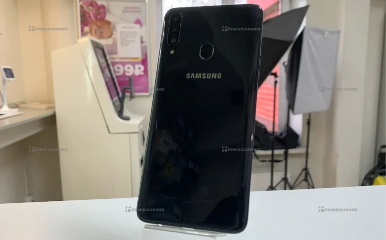 Samsung Galaxy A20s 3/32 ГБ
