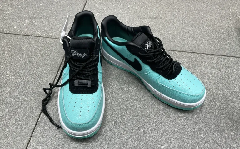 Кроссовки Nike