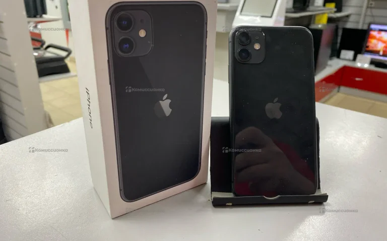 Apple iPhone 11 4/64 ГБ