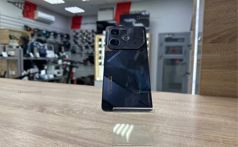 Tecno Pova 6 8/256 ГБ