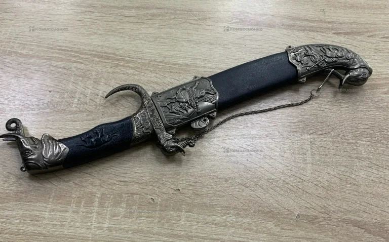 Кинжал