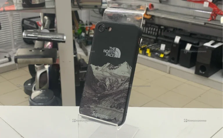 Apple iPhone 7 2/32 ГБ