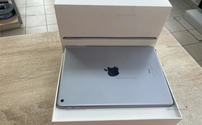 Планшет Apple iPad 6 поколения 32гб.