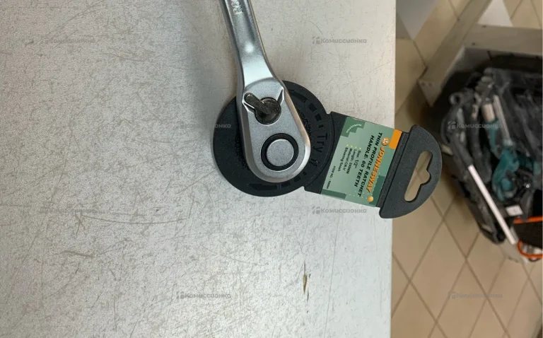 трещоточная рукоятка jonnesway r6804