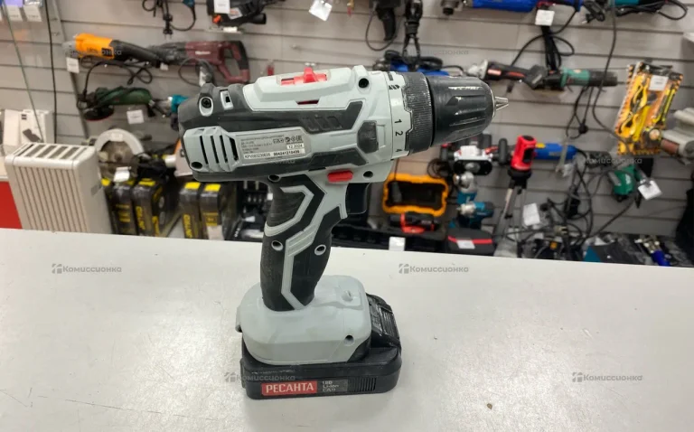 Аккумуляторный шуруповерт РЕСАНТА ДА-18-2ЛК