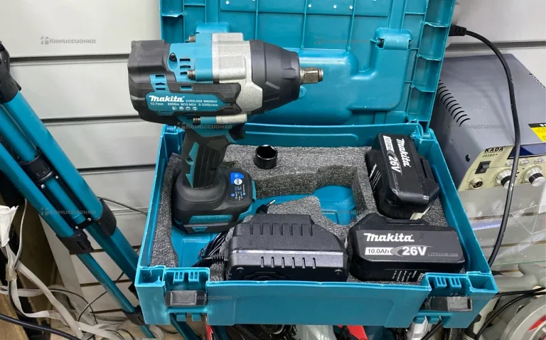 Гайковерт Makita