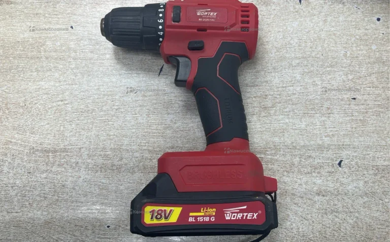 Аккумуляторная дрель-шуруповерт Wortex BD 2025-1 D