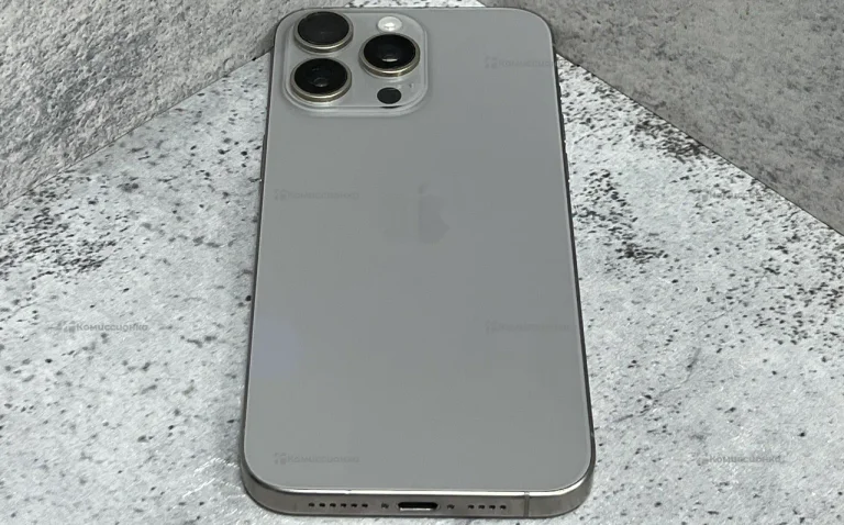 Apple iPhone 15 Pro Max 8/256 ГБ