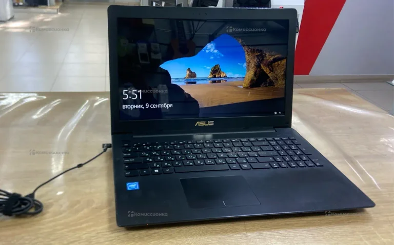 Ноутбук  ASUS X553M