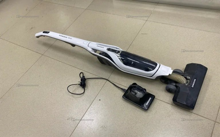 Пылесос  Samsung вертикальный