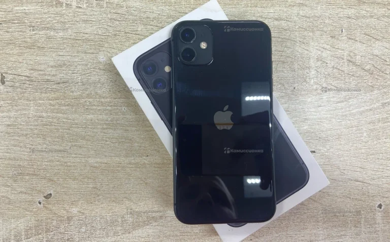 Apple iPhone 11 4/128 ГБ